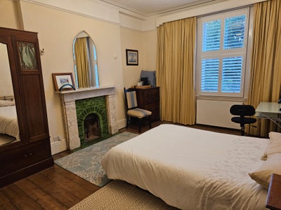 Huge Doubles & single room  walk to  Kingston uni Main Photo