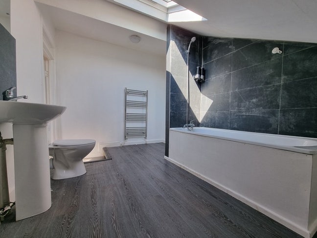 Rooms Available in Liverpool Near City Main Photo