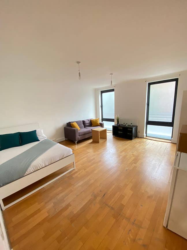 Luxe-Inspired Double Room in a Trendy Flat Main Photo