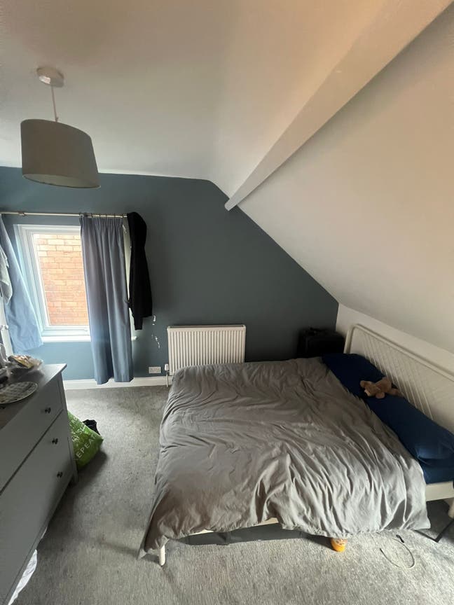 Modern Room Main Photo