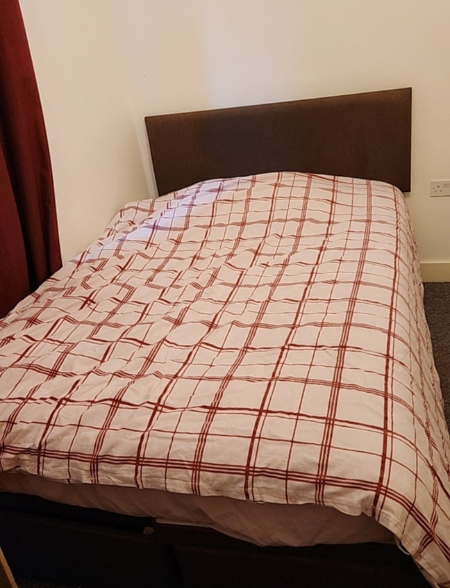 Large double room  Main Photo