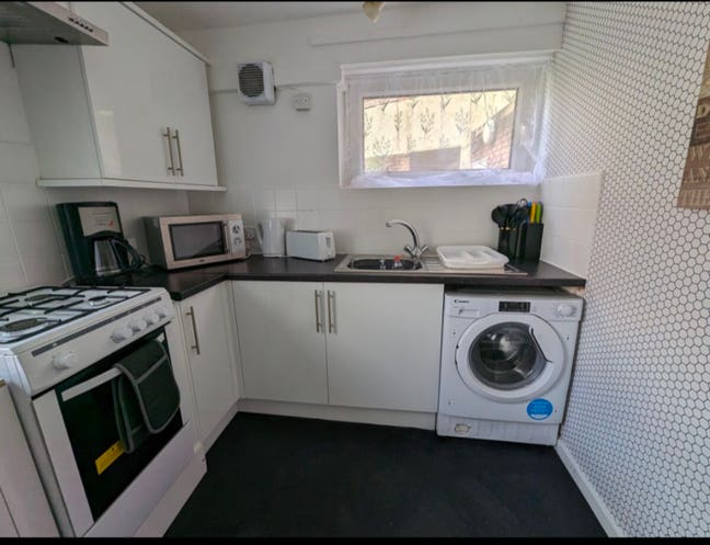 4 rooms available in a Maisonette  Main Photo
