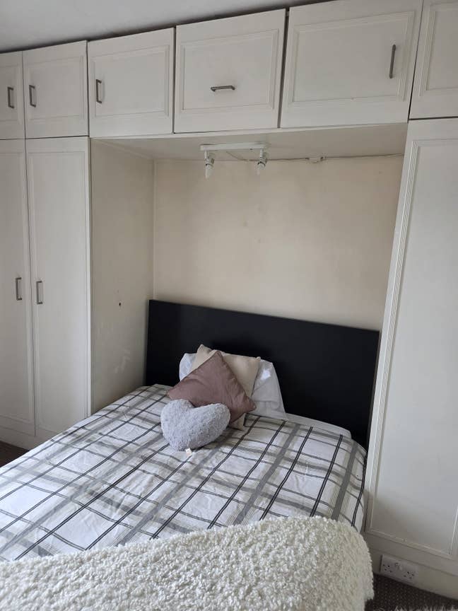 Spacious Double Room in Abbey Road, NW8 Main Photo