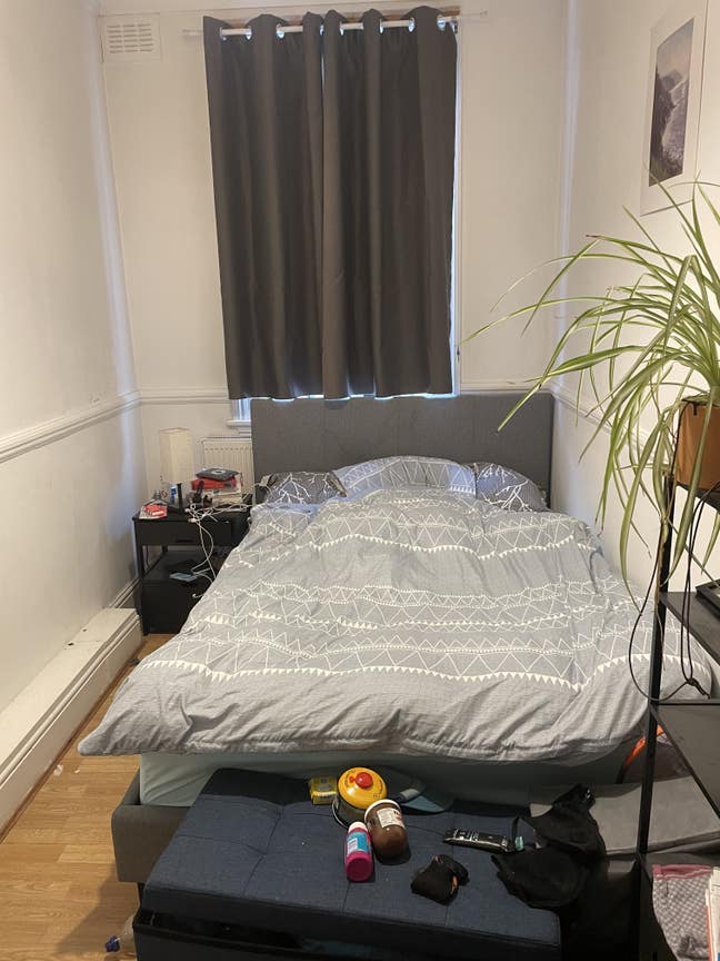 Beautiful room available in Oval Main Photo