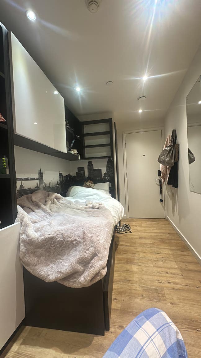 Urbanest Westminster: Private Room Avaliable Main Photo