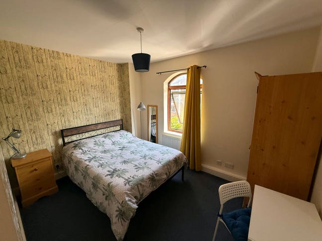 Double room in Whitechapel  Main Photo