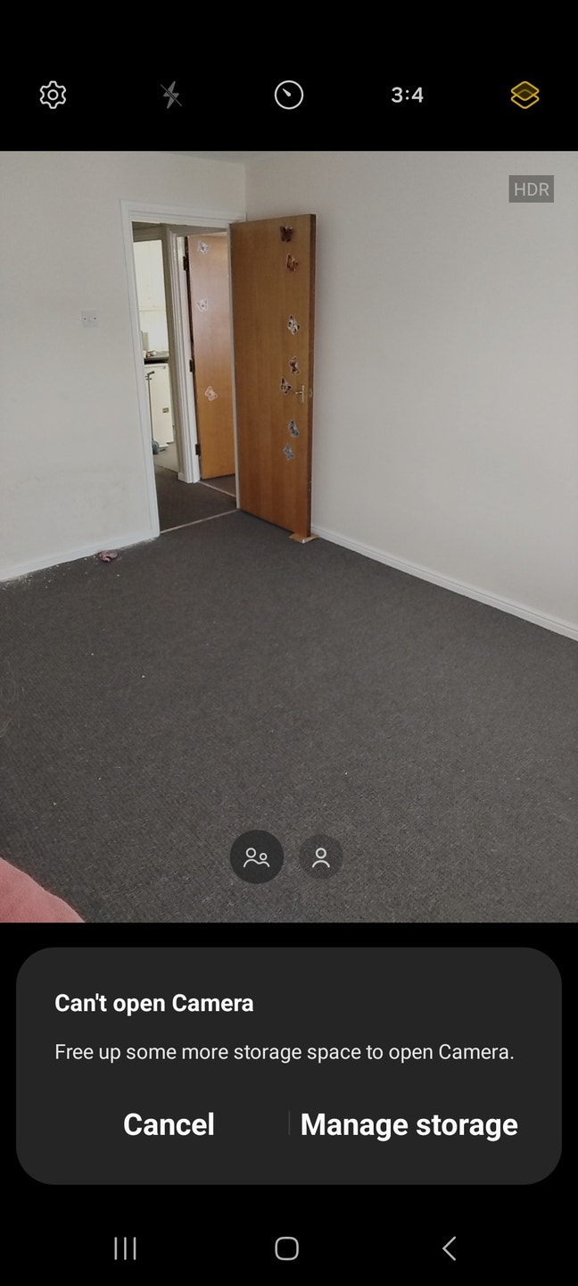 Just a room available  Main Photo