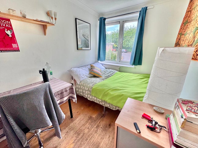 Room in N7  | £775 | 1 Mins to Caledonian Rd Main Photo