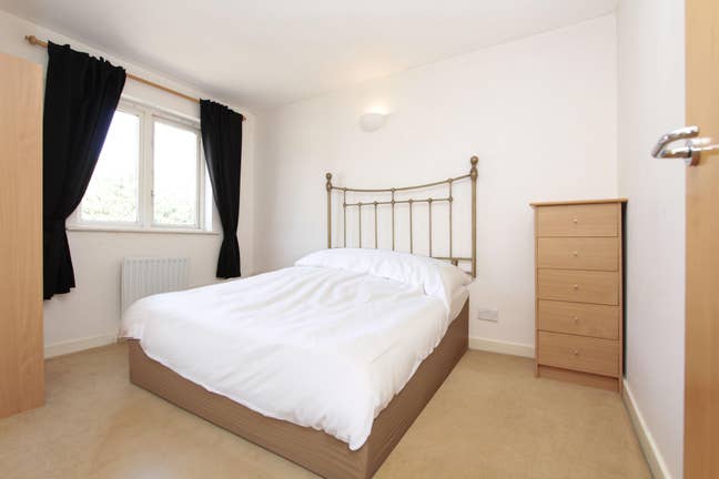 Riverside Dream! 3 Beautiful Rooms in Canary!  Main Photo