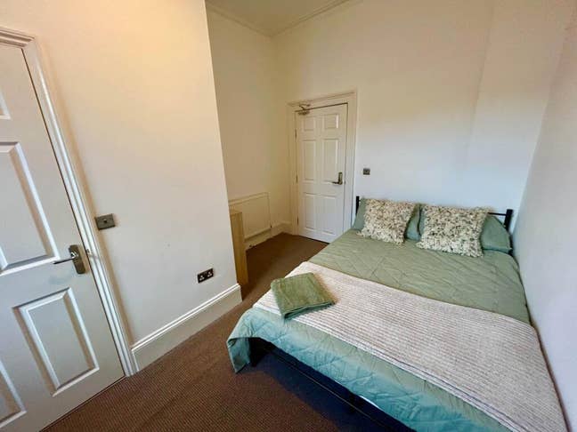 ✨ Spacious Ensuite Room in Central Banbury ✨ Main Photo