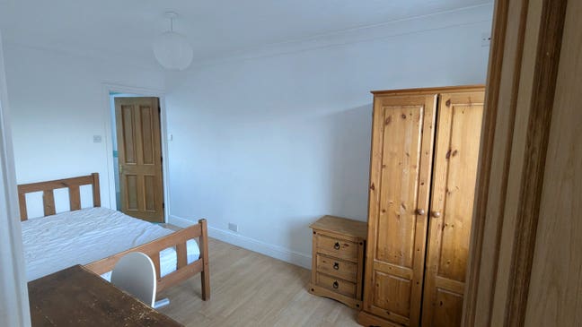 2 Rooms available in Shared house near Exeter Quay Main Photo