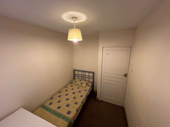Single room with bills Inc in Tile Hill Main Photo