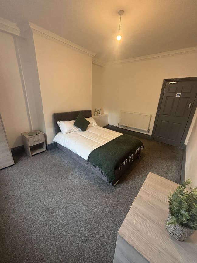 Bright Double Room's 50% off 1St Months Rent Main Photo