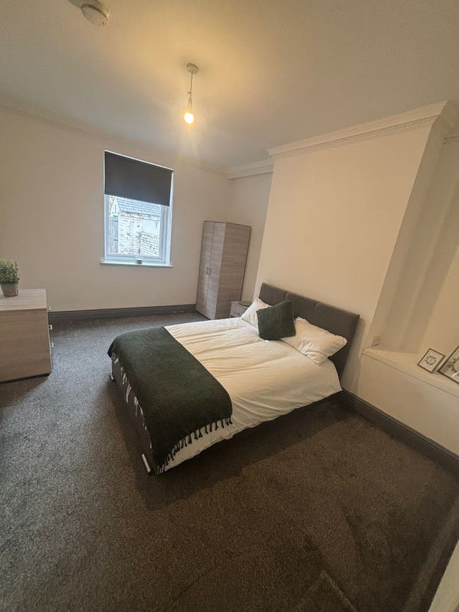 Bright Double Room's 50% off 1St Months Rent Main Photo