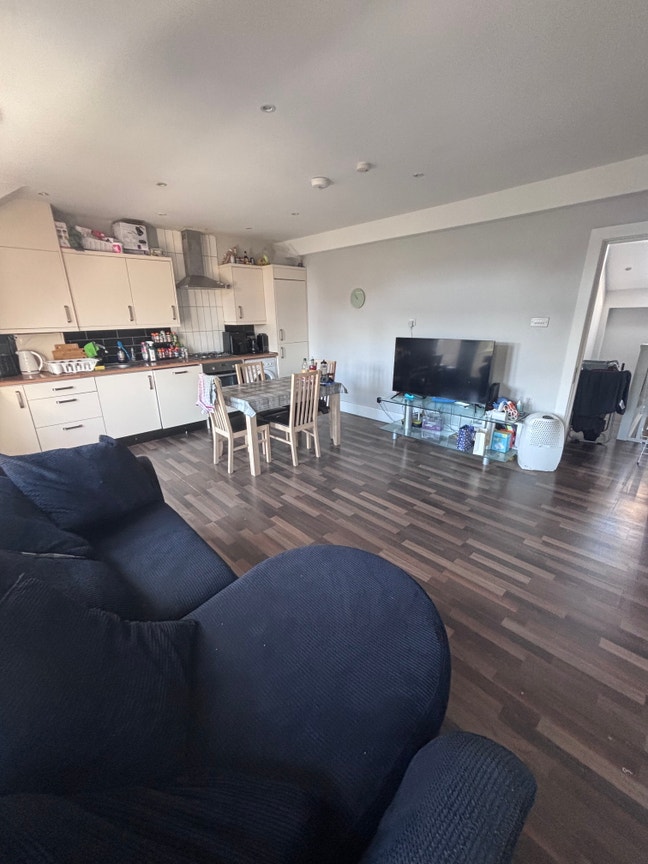 Very spacious double room in Streatham Hill Main Photo