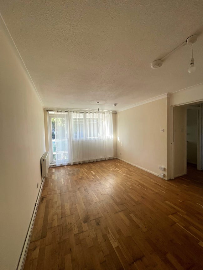 Two Bed Flat, Colindale, £1,200 PCM Main Photo