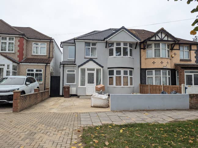 Range of brand new ensuite rooms to rent in Harrow Main Photo
