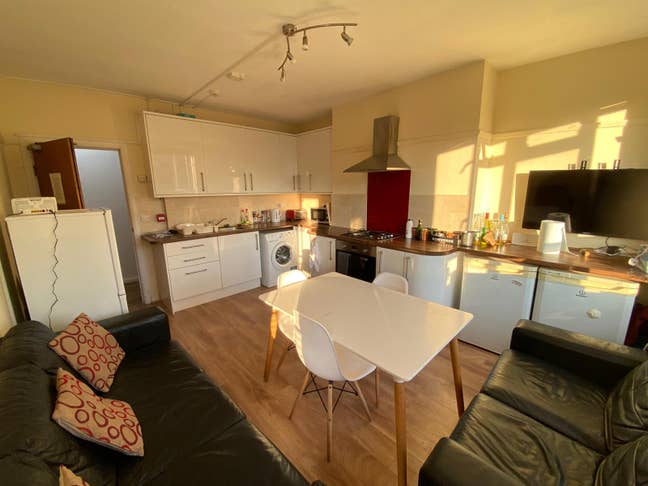 Double Bedroom Available in Fulham Broadway Main Photo