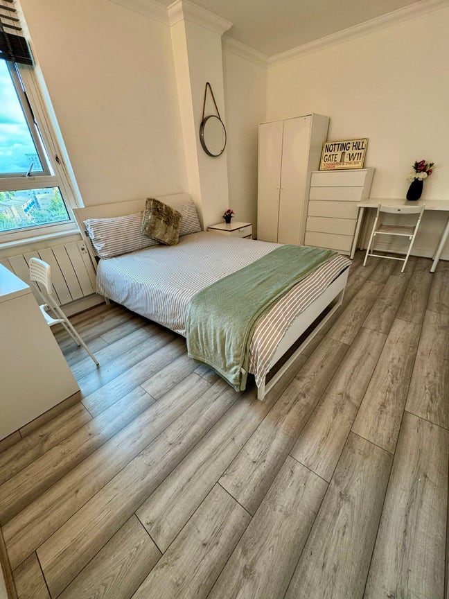 Lovely double room in Isle of Dogs Main Photo