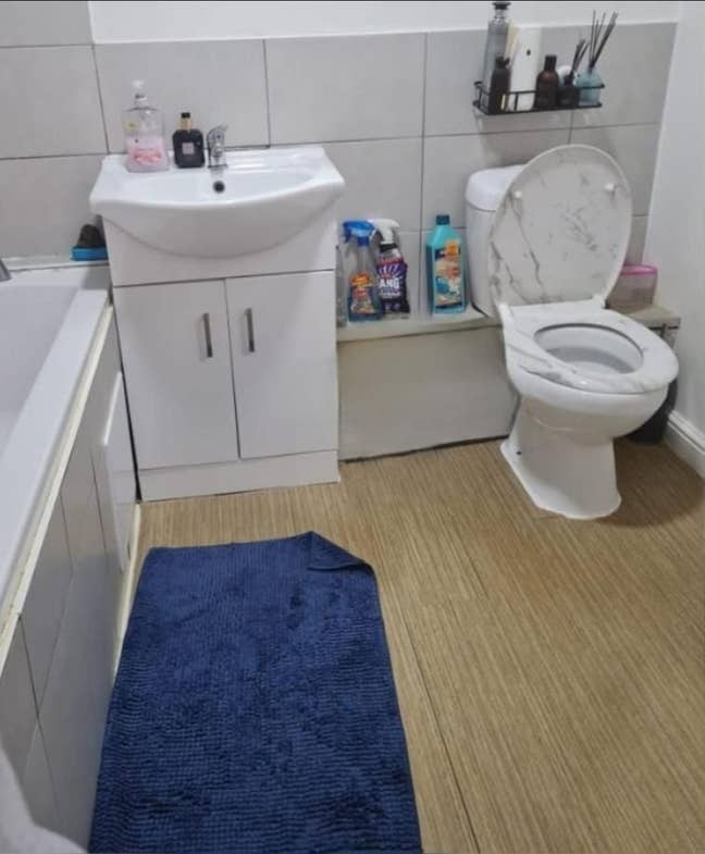 Double Room to Rent Main Photo