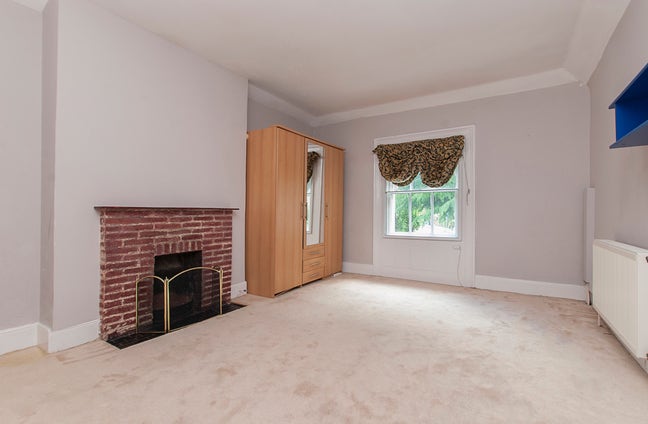 Flat to rent  Main Photo
