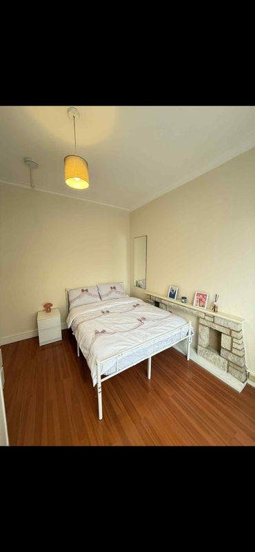 Double room in friendly houseshare Main Photo