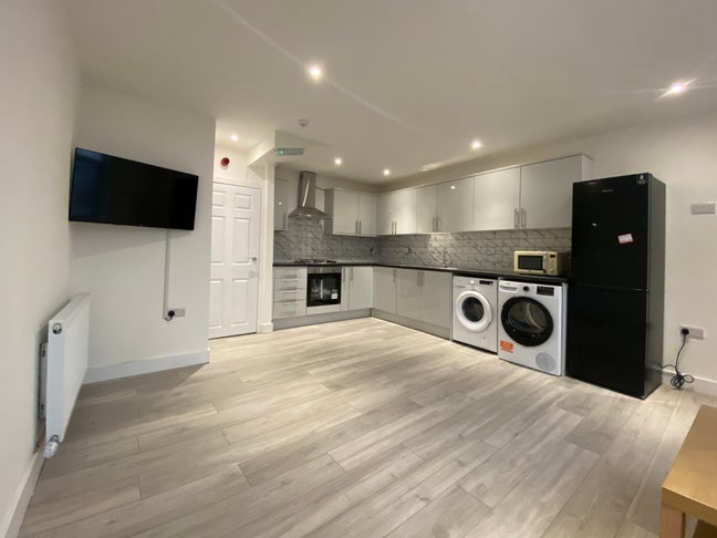 Brand New Four Bedroom Fully Furnished Apartment Main Photo