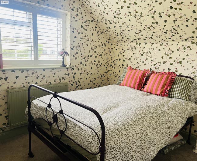 Very Pretty Bright Double Room Main Photo