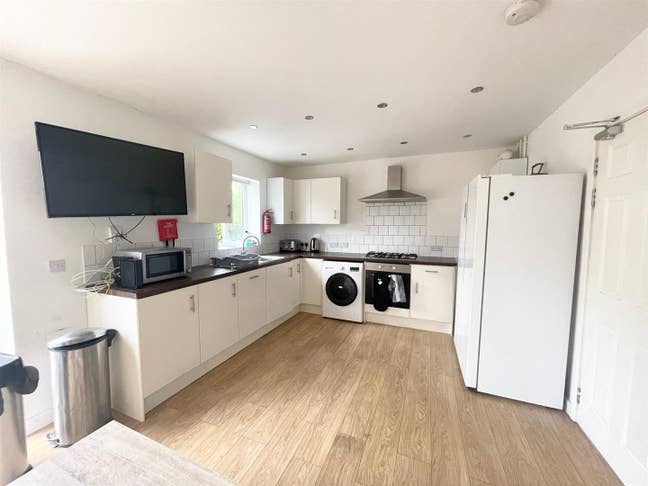 Beeston Room to Rent in HouseShare £500pcm incl Main Photo