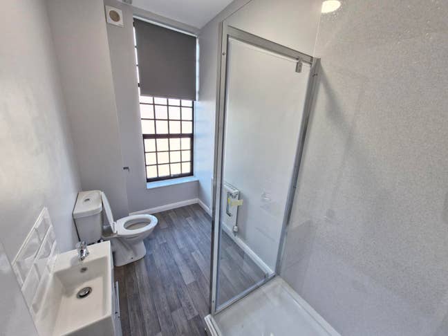 Student House Share Available Now £450PCM INCL Main Photo
