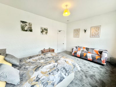  Dbl Rooms in Surrey Quays Living Garden   Main Photo