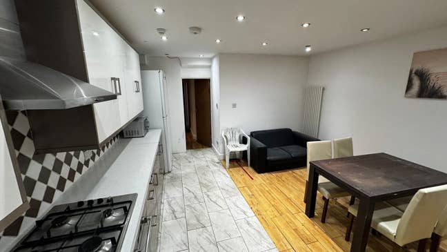 Brand New Double Rooms HARROW only &pound;175 P/W Main Photo