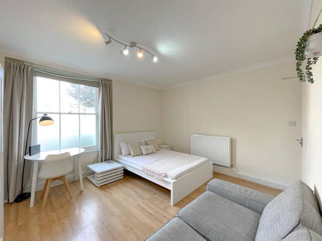 Amazing Doubleroom in Camden Main Photo