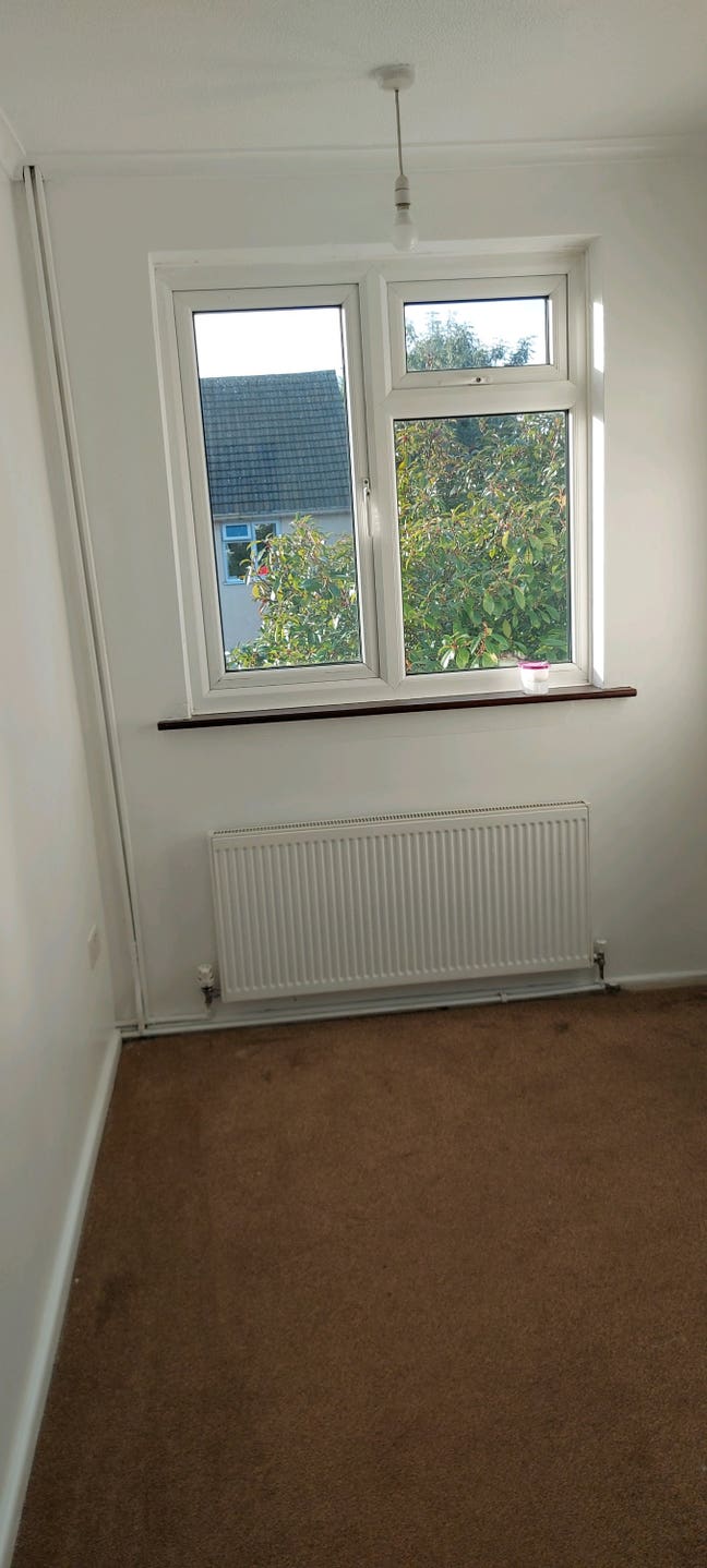 Nice spare room in a Beautiful hom Main Photo