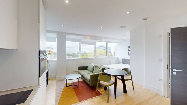 -Stunning Luxury Studio in Wembley - Gym, Cinema Main Photo