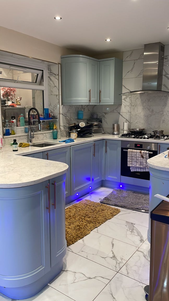Excellent En-suite Double room available  Main Photo