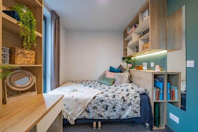 Oak house in leeds (￡100 cashback now!) Main Photo