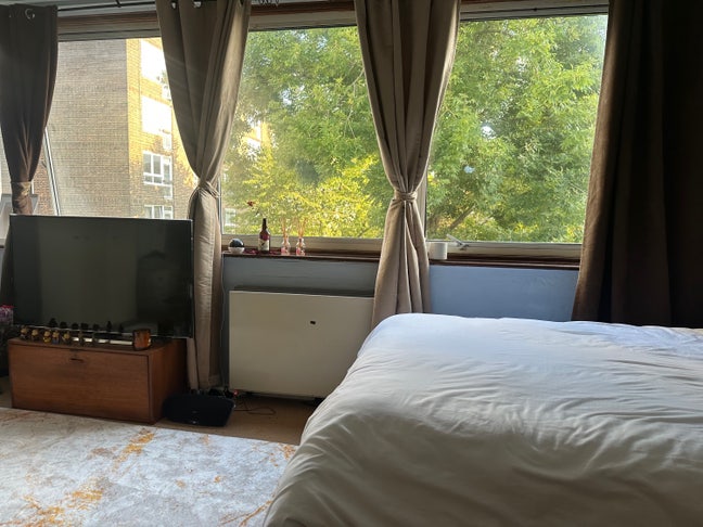Short-term! Studio Flat in a nice and safe area  Main Photo