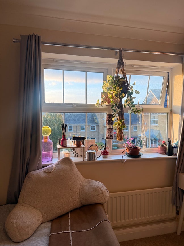 Spacious Double Room - Cowley  Main Photo