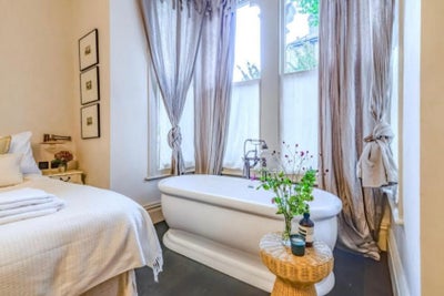 Beautiful large double bedroom in West London Main Photo