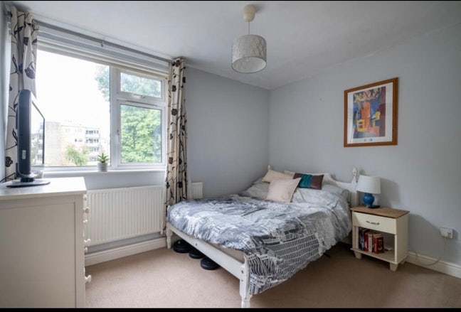 Double Room in Clapham Park Main Photo