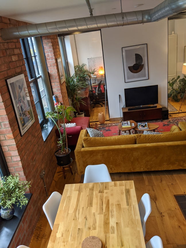 Very friendly and stylish flat with great location Main Photo