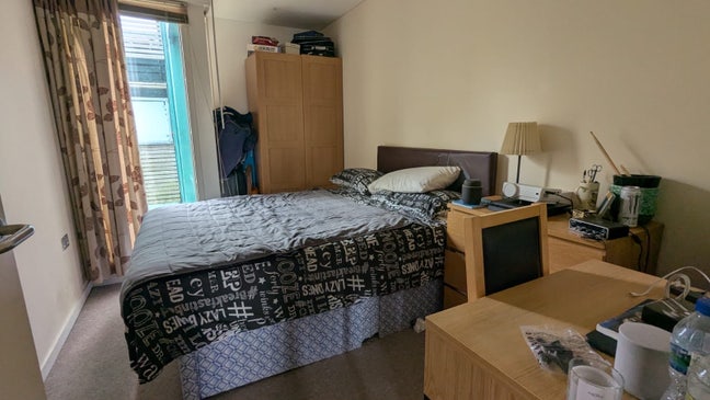 Cozy Room for Rent with private Bathroom Main Photo