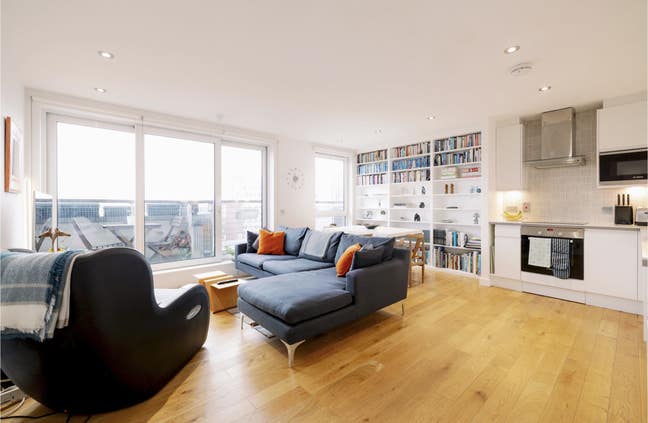 Furnished Greenwich Flatshare Main Photo