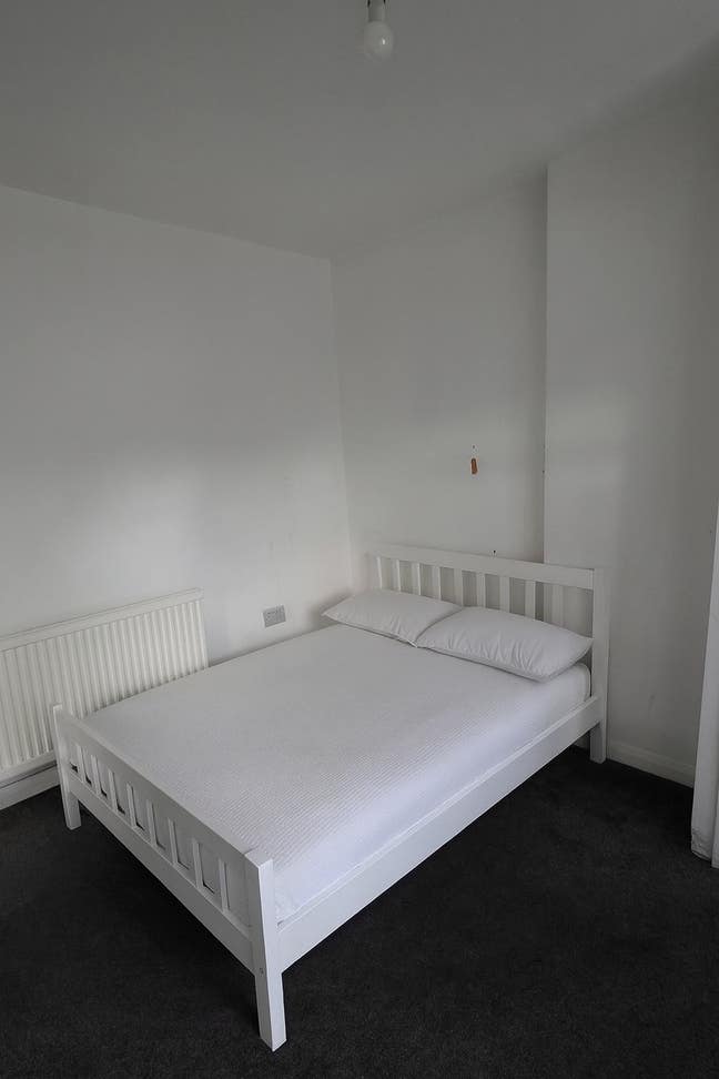 Double Room to let in Elm Park  Main Photo