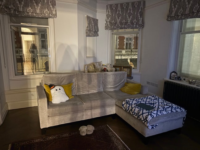 Room in Mayfair Available! Bills Included. 🚫fees Main Photo