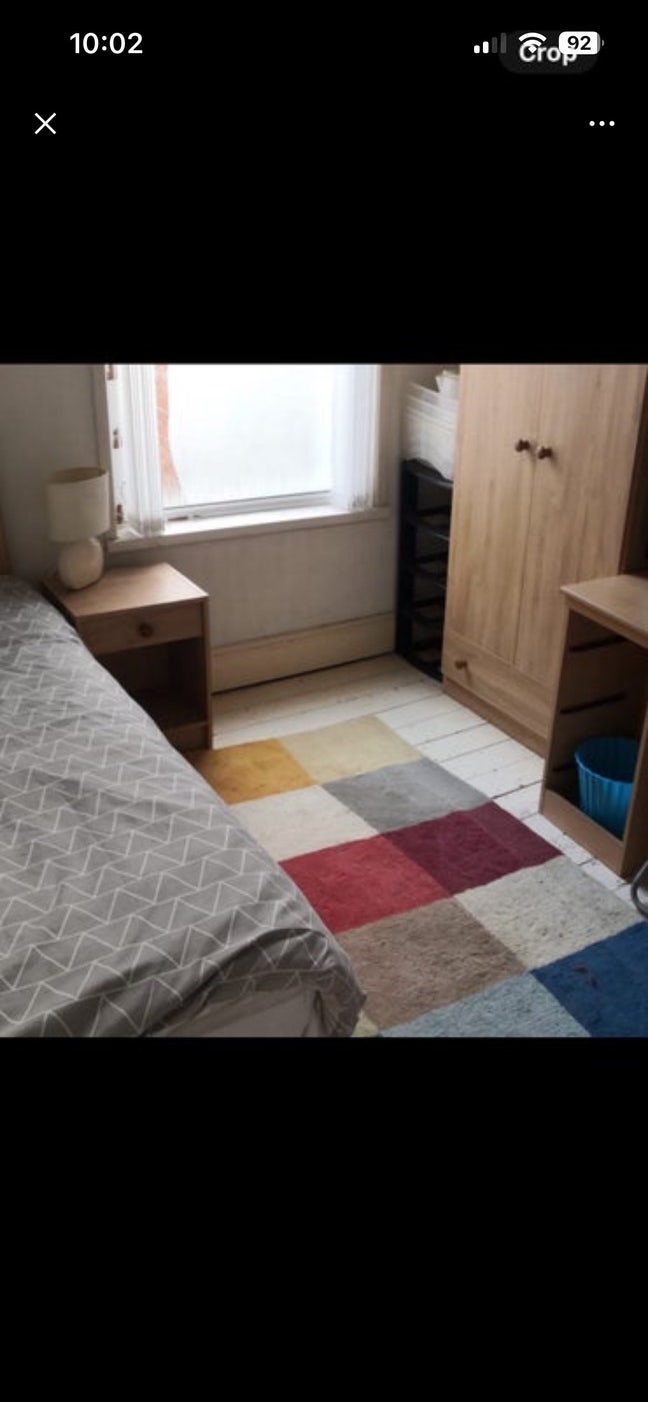 BT5, S/room  £425  10 min c/centre,  Main Photo