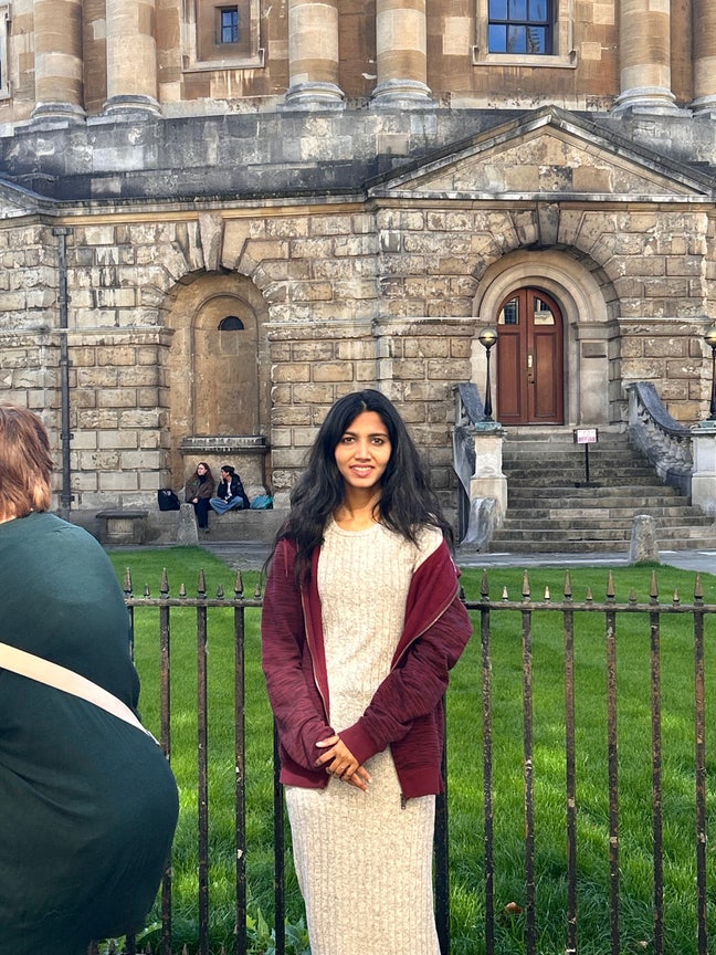 I am a female student aged 23. I am looking f... Main Photo