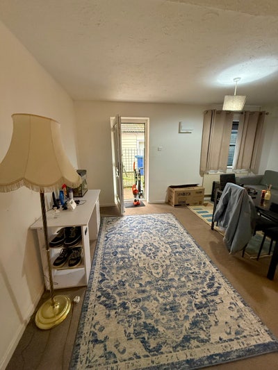 Room’s up for rent Main Photo