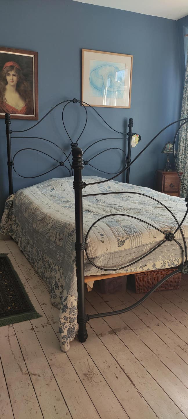 Double room in family home Main Photo